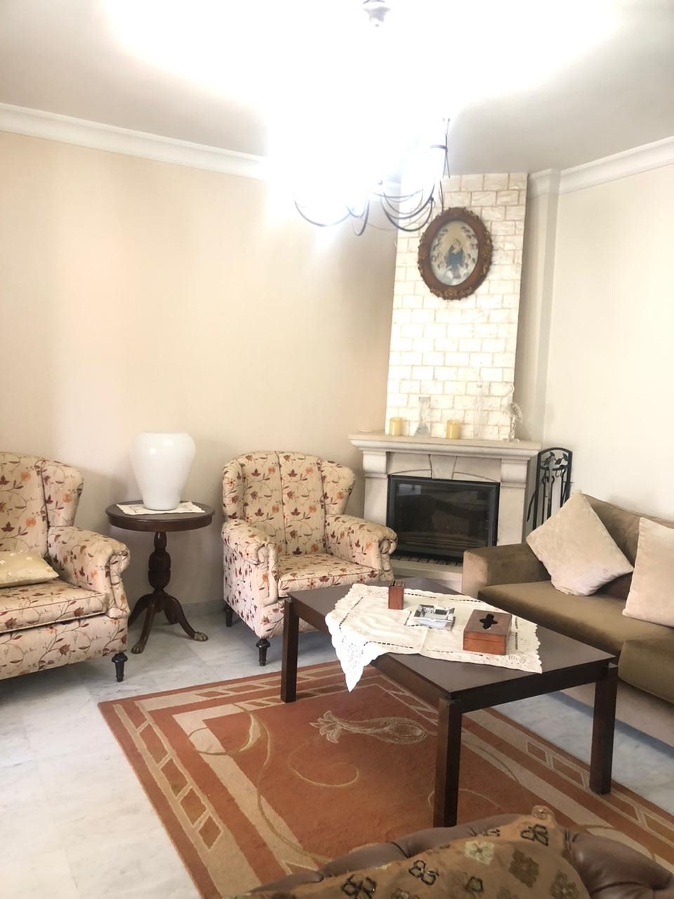 Ref (PM87.A.231)A 240 m2 separate duplex apartment with a terrace having an open mountain view for sale in Mar Chaaya

Total surface: 240m2
First floor surface: 170m2
Second floor surface: 70m2 ( plus 30m2 terrace with view ) 

Features:
- 3 bedrooms
- 3 bathrooms
- living room
- sitting room

Amenities:
- Chemine
- Chauffage
- Ac 
- 2 parking 
- Mountain View 

Price 290.000$

Brokerage fees: 2.5 % in case of selling / 1 month rental value in case of rent. 

For more info, kindly contact us on 71 66 55 71 / 71 788 178 or message us on WhatsApp with your full name and the reference number of the property and we will contact you the soonest.

I SOLD is a member of the Real Estate Syndicate of Lebanon (REAL)

I SOLD (Lebanon), Zalka Highway, Zalka 690 Bld. 6th Floor



رسوم الوساطه في حاله البيع ٢٫٥ ٪ وقيمة شهر في حالة الإيجار 

للمزيد من المعلومات، يرجى الاتصال بنا على  (71788178)(96171665571+) أو مراسلتنا على الواتساب مع الإسم الكامل والرقم المرجعي للعقار وسنتواصل معك في أقرب وقت

شركة  ( أي سولد )  عضو في نقابه الوسطاء والاستشاريين العقاريين في لبنان	 